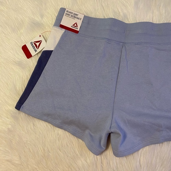 NWT Reebok Women’s Shorts Size Large Pull On Blue‎ Relaxed Stretch - Picture 6 of 7